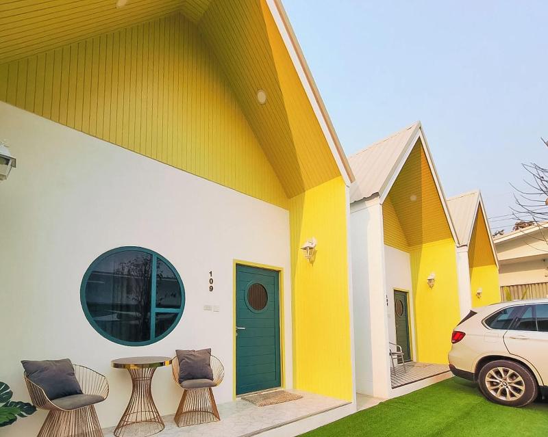 189premier Villa Lamphun image