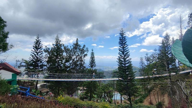 Jvr Island In The Sky Resort