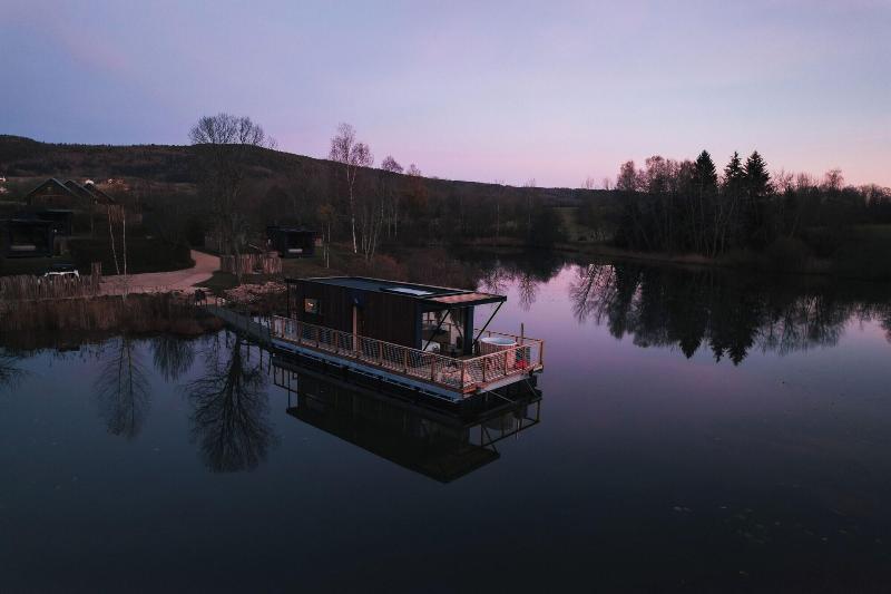 Bleu Minuit La Rive Etoila E image