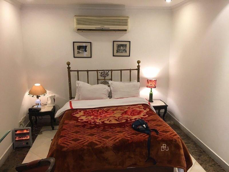Villa 33 Bed Breakfast image