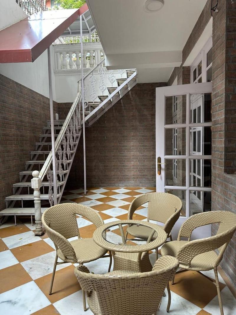 Villa 33 Bed Breakfast image