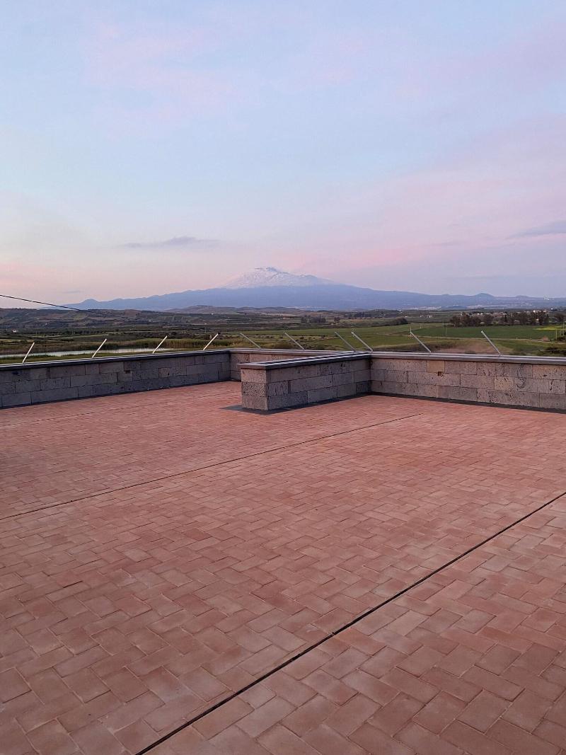 Bahal Dell Etna image