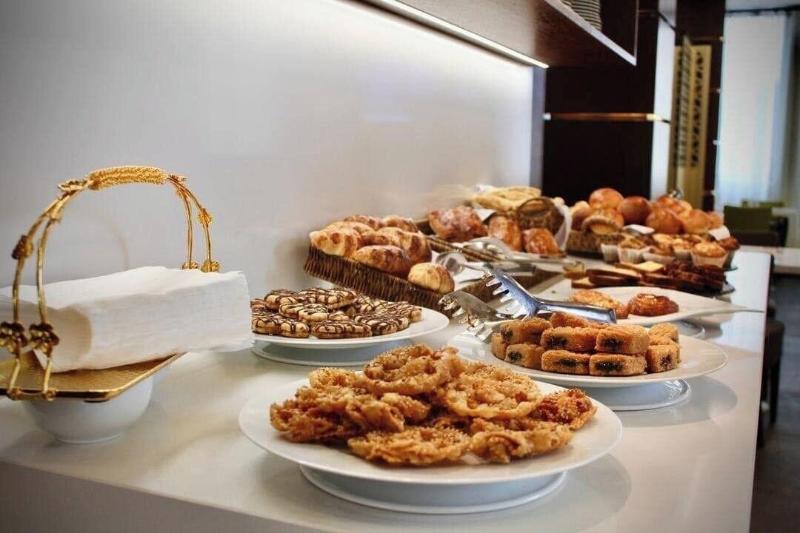Le Palme Hotel Oran image