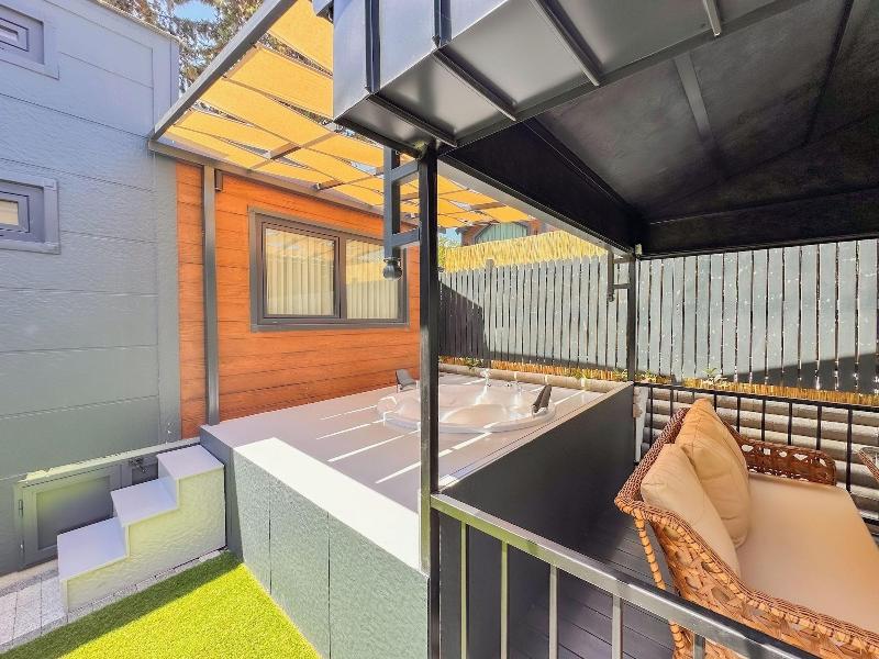 Baronet Tiny House Boutique Hotel image