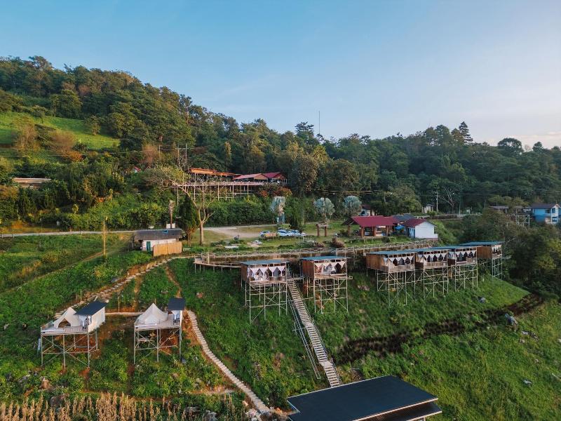 Long Hak Khao Camping Phu Chi Fa image