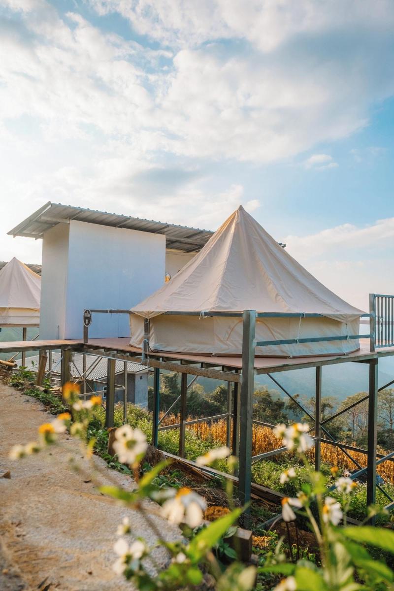 Long Hak Khao Camping Phu Chi Fa image