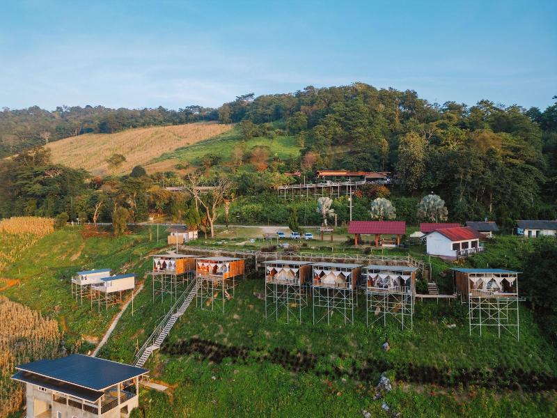 Long Hak Khao Camping Phu Chi Fa image