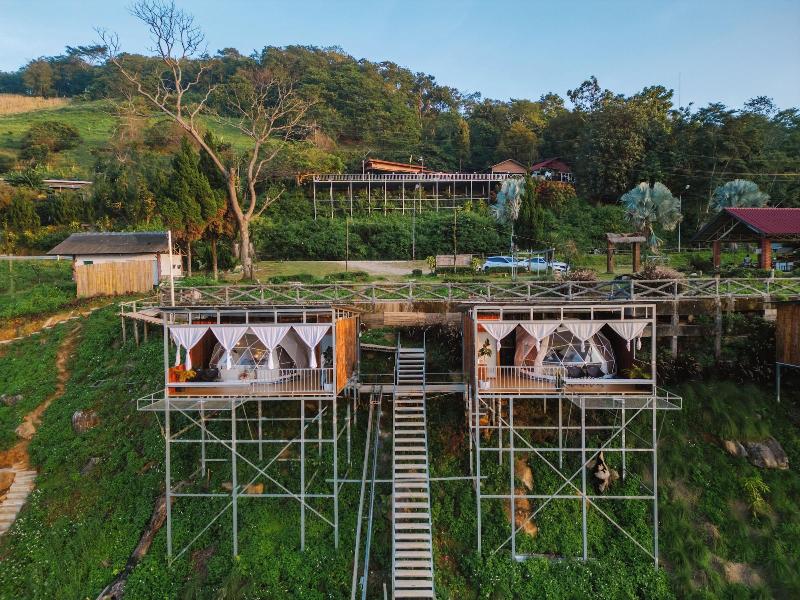 Long Hak Khao Camping Phu Chi Fa image