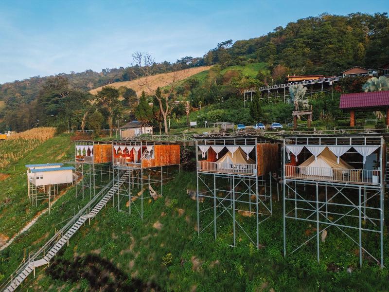 Long Hak Khao Camping Phu Chi Fa image