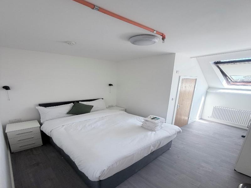 Crown House image
