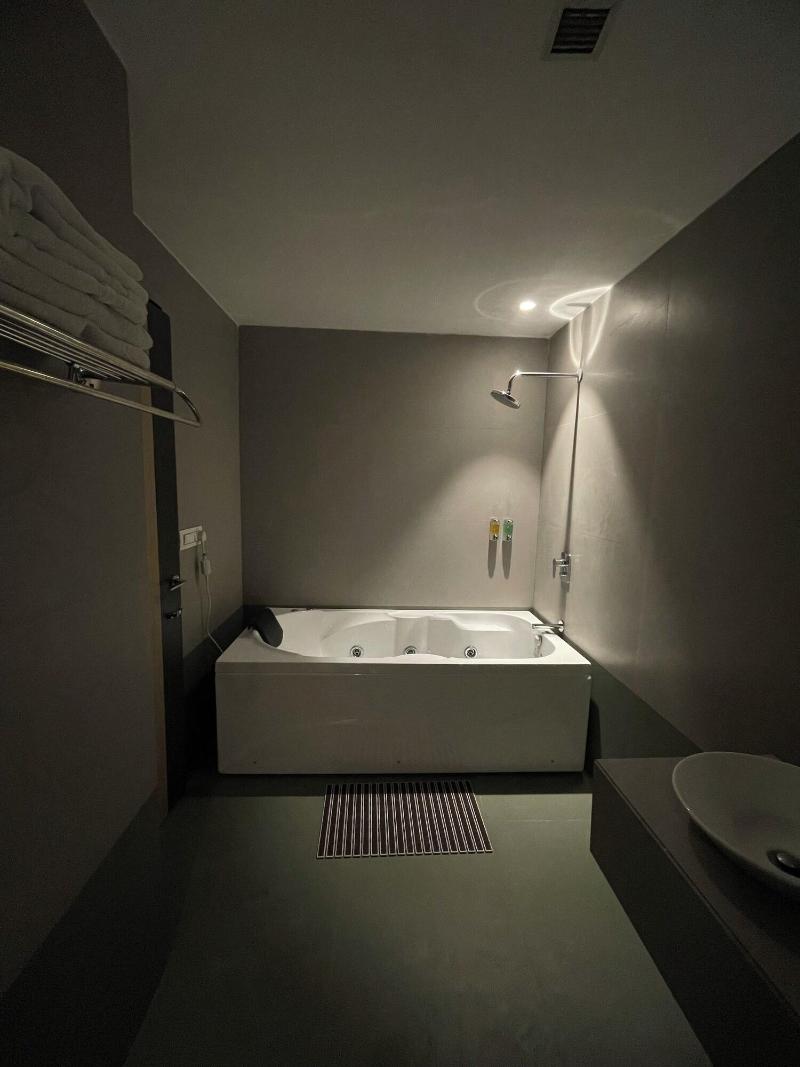 Pride Inn image