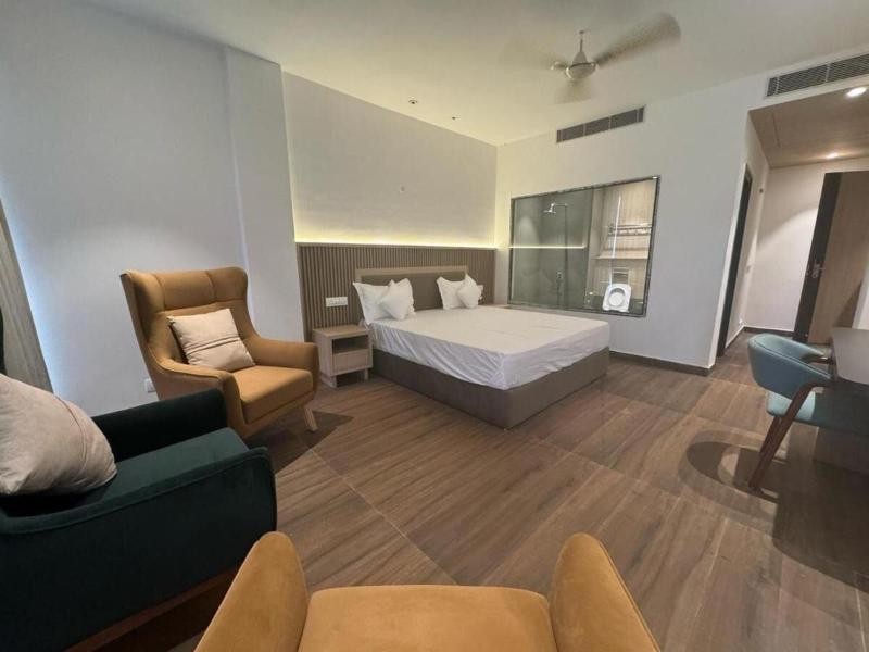 Pride Inn image