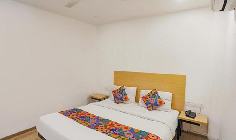 Fabhotel The Vaishali Dakshini Pitampura image