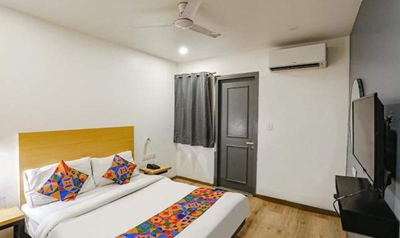 Fabhotel The Vaishali Dakshini Pitampura image