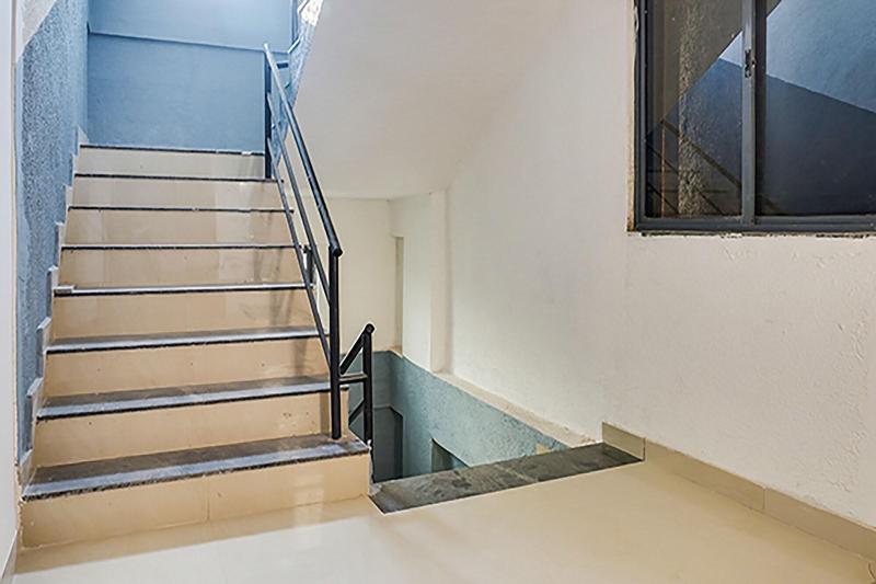 Fabhotel Galaxy Airport Inn image