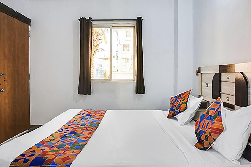 Fabhotel Galaxy Airport Inn image