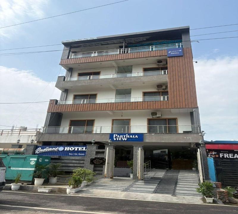 Radiant Blu Hotel image