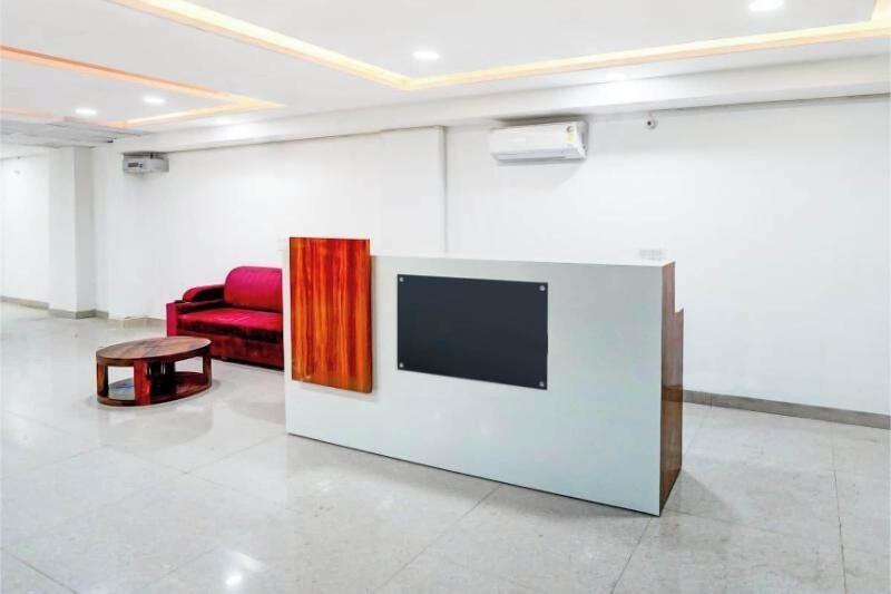 Radiant Blu Hotel image