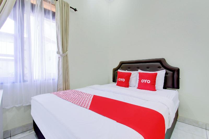 94019 Hotel Syariah Griya Wisata — general view