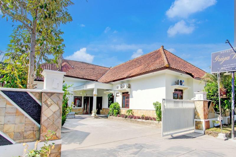 94019 Hotel Syariah Griya Wisata — general view
