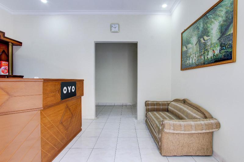94019 Hotel Syariah Griya Wisata — view