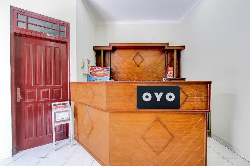 94019 Hotel Syariah Griya Wisata