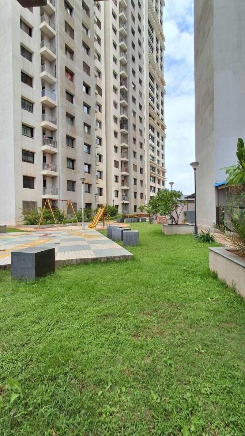 1 Bhk Entre Apart Blue Ridge image