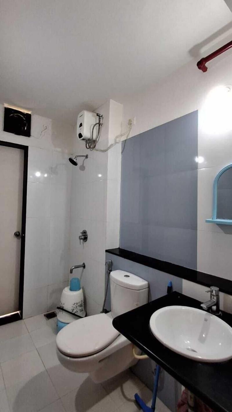 1 Bhk Entre Apart Blue Ridge image