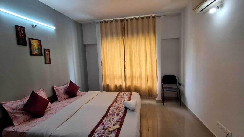 1 Bhk Entre Apart Blue Ridge image