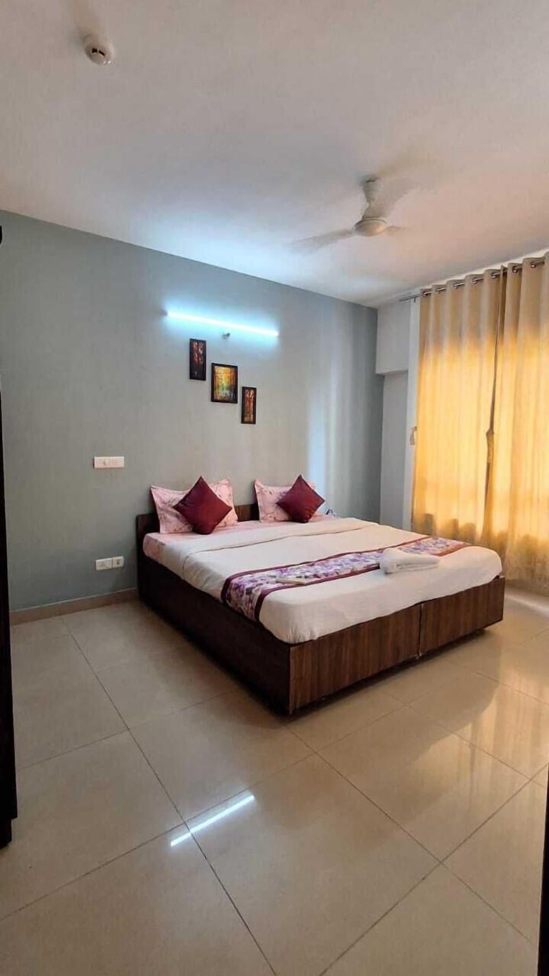 1 Bhk Entre Apart Blue Ridge image