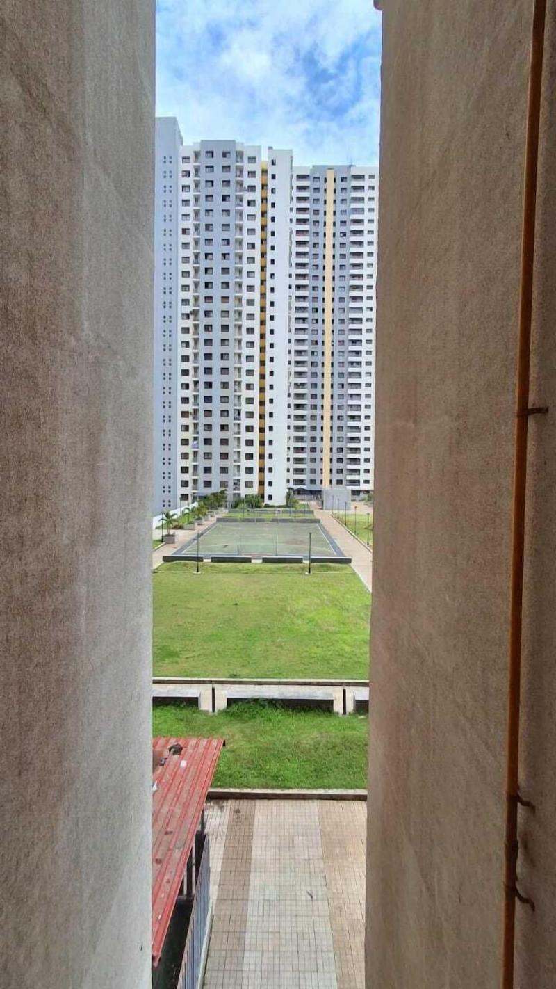 1 Bhk Entre Apart Blue Ridge image