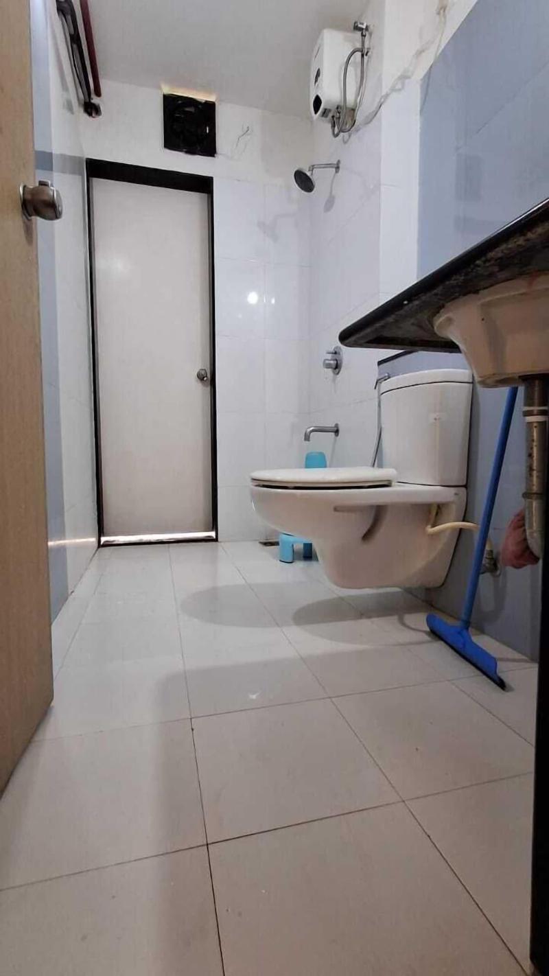 1 Bhk Entre Apart Blue Ridge image