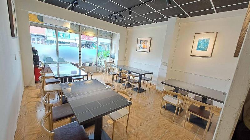 Daniel Cafe image