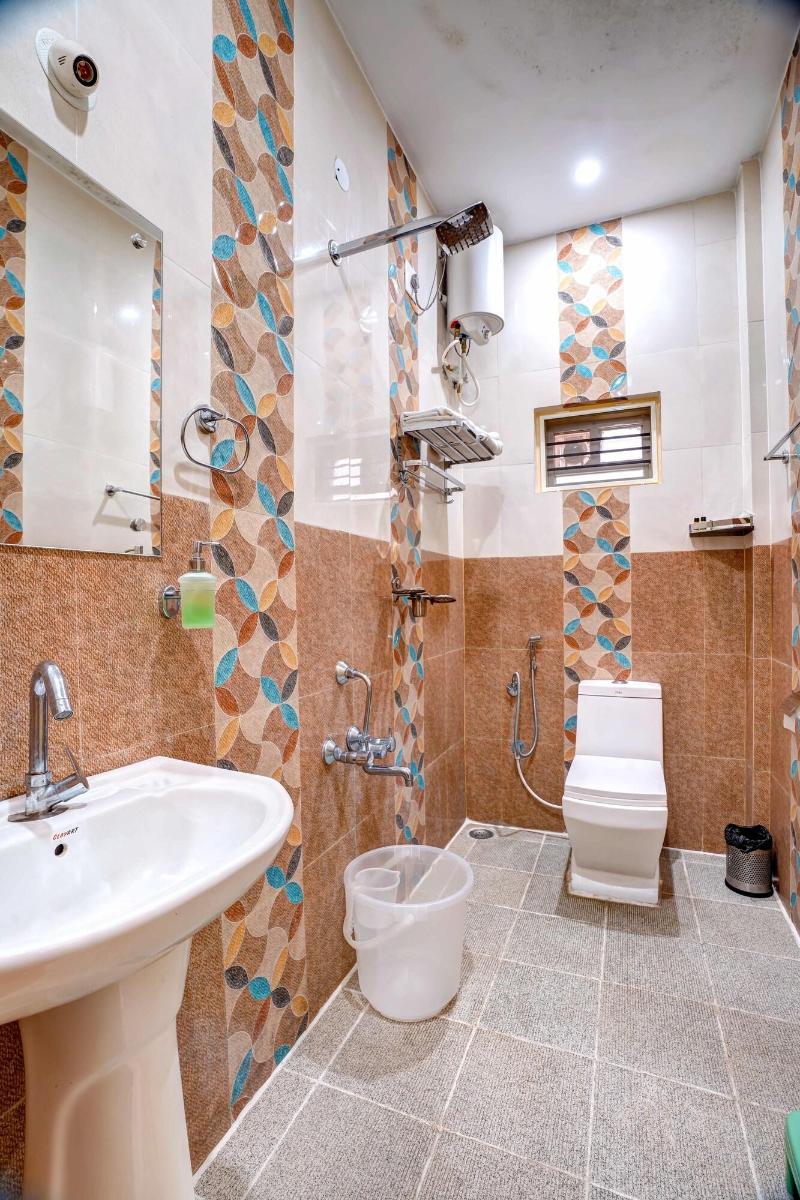Skylight Inn image