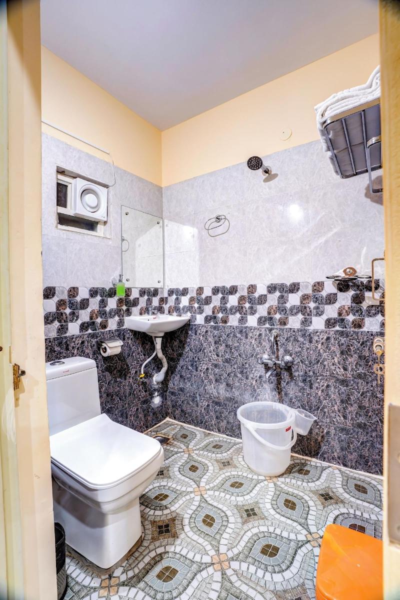 Skylight Inn image