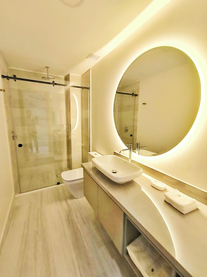 New Coliving Ecuador Le Parc Residences image