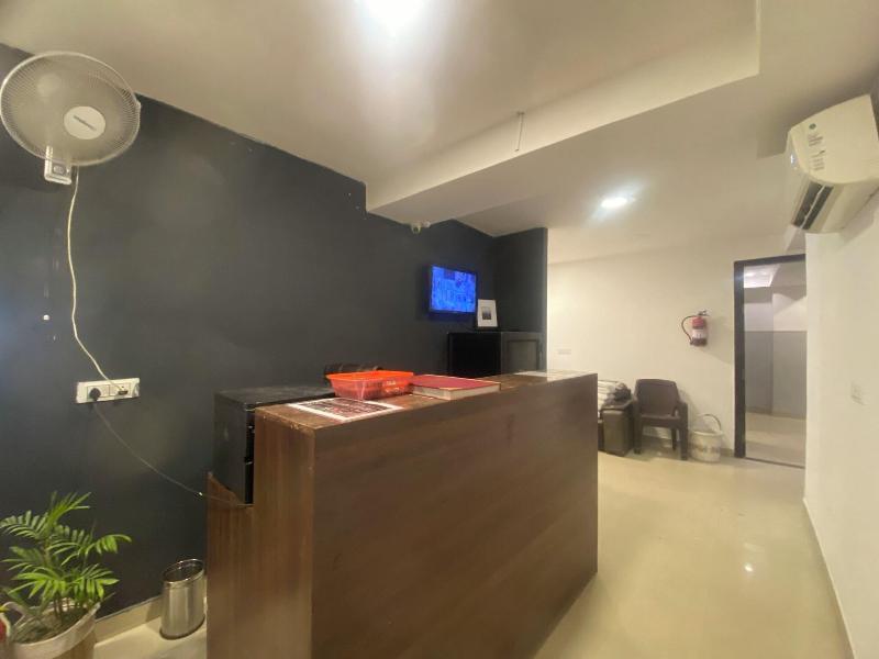 Hotel Golden Plam Tilak Nagar Market image