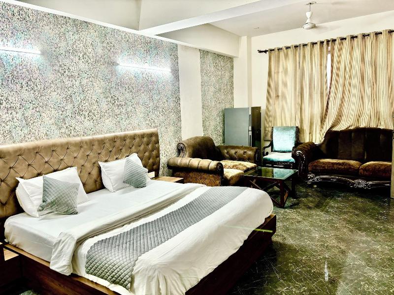 Hotel Pushpanjali image