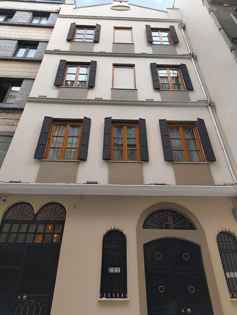 Hotel Majestik image