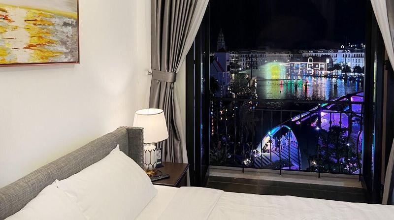 Legacy Grand World Phu Quoc Hotel image