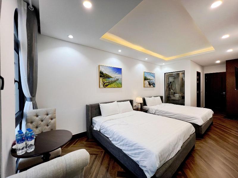 Legacy Grand World Phu Quoc Hotel image