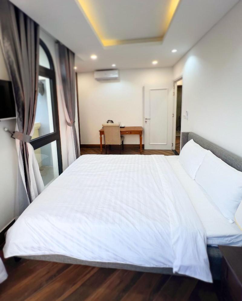 Legacy Grand World Phu Quoc Hotel image