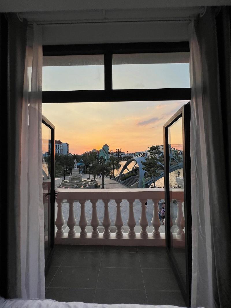 Legacy Grand World Phu Quoc Hotel image