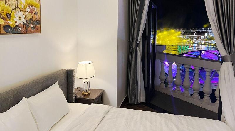 Legacy Grand World Phu Quoc Hotel image