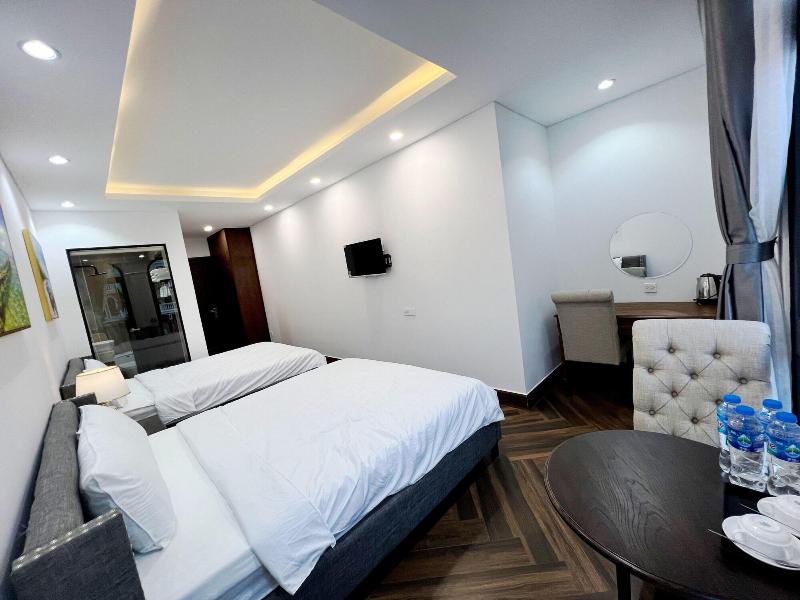 Legacy Grand World Phu Quoc Hotel image