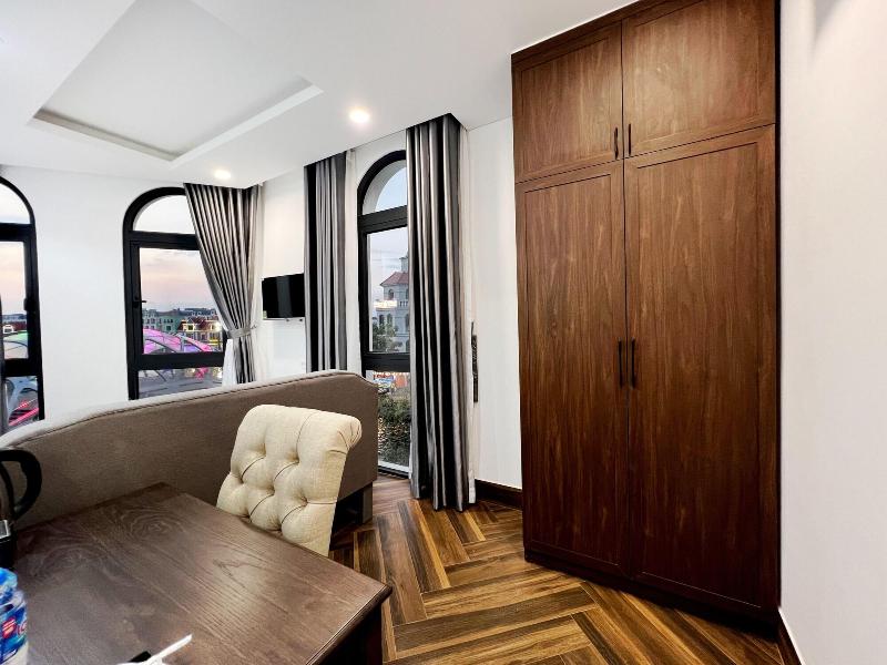 Legacy Grand World Phu Quoc Hotel image