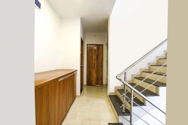Fabhotel Runway Inn image