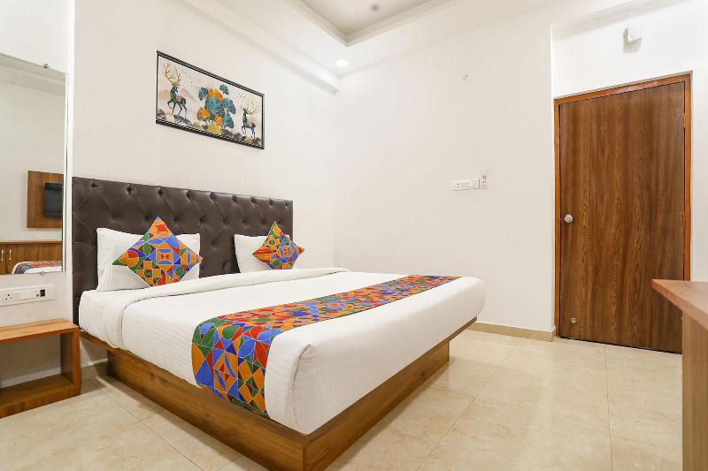 Fabhotel Runway Inn image