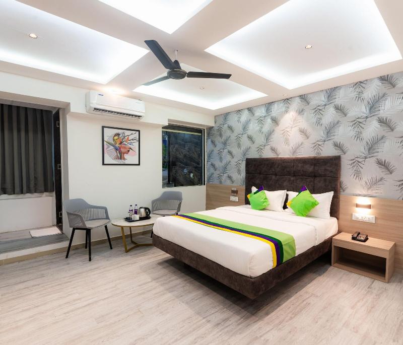 Treebo Cocostay Hadapsar image