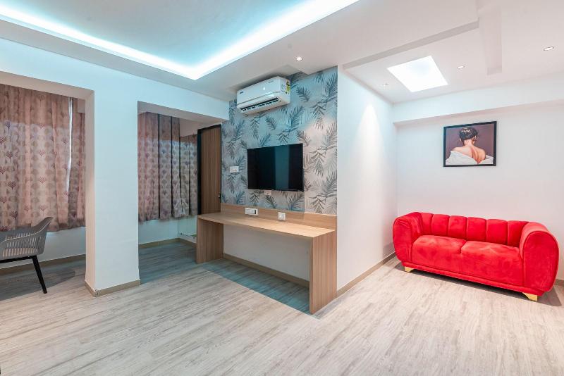 Treebo Cocostay Hadapsar image